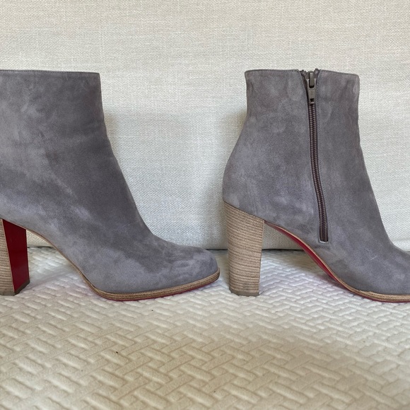 Like New!   Grey Christian Louboutin calf suede ankle boot. - Picture 4 of 11